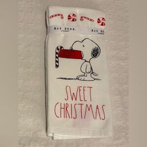 HTF Peanuts x Snoopy Rae Dunn ‘Sweet Christmas’ Holiday Towel Set NWT